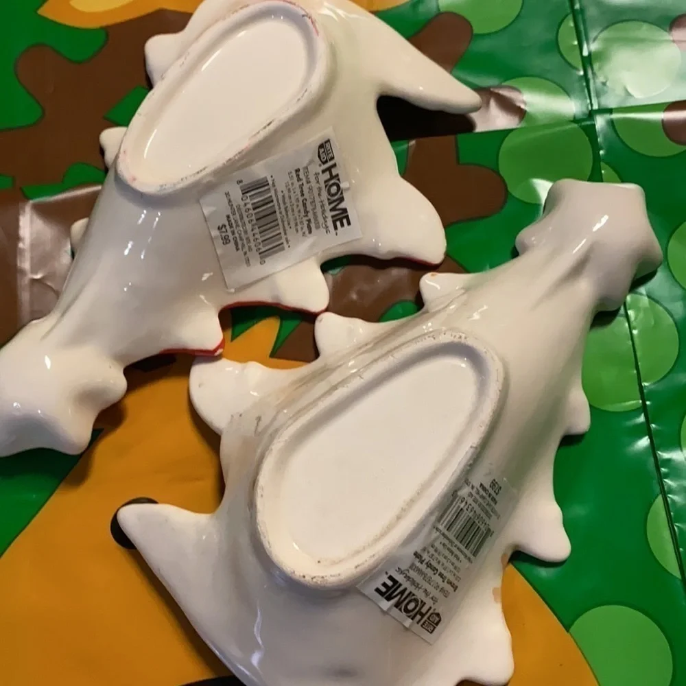 3/$20.  BEAUTIFUL Christmas Candy Dish Bundle